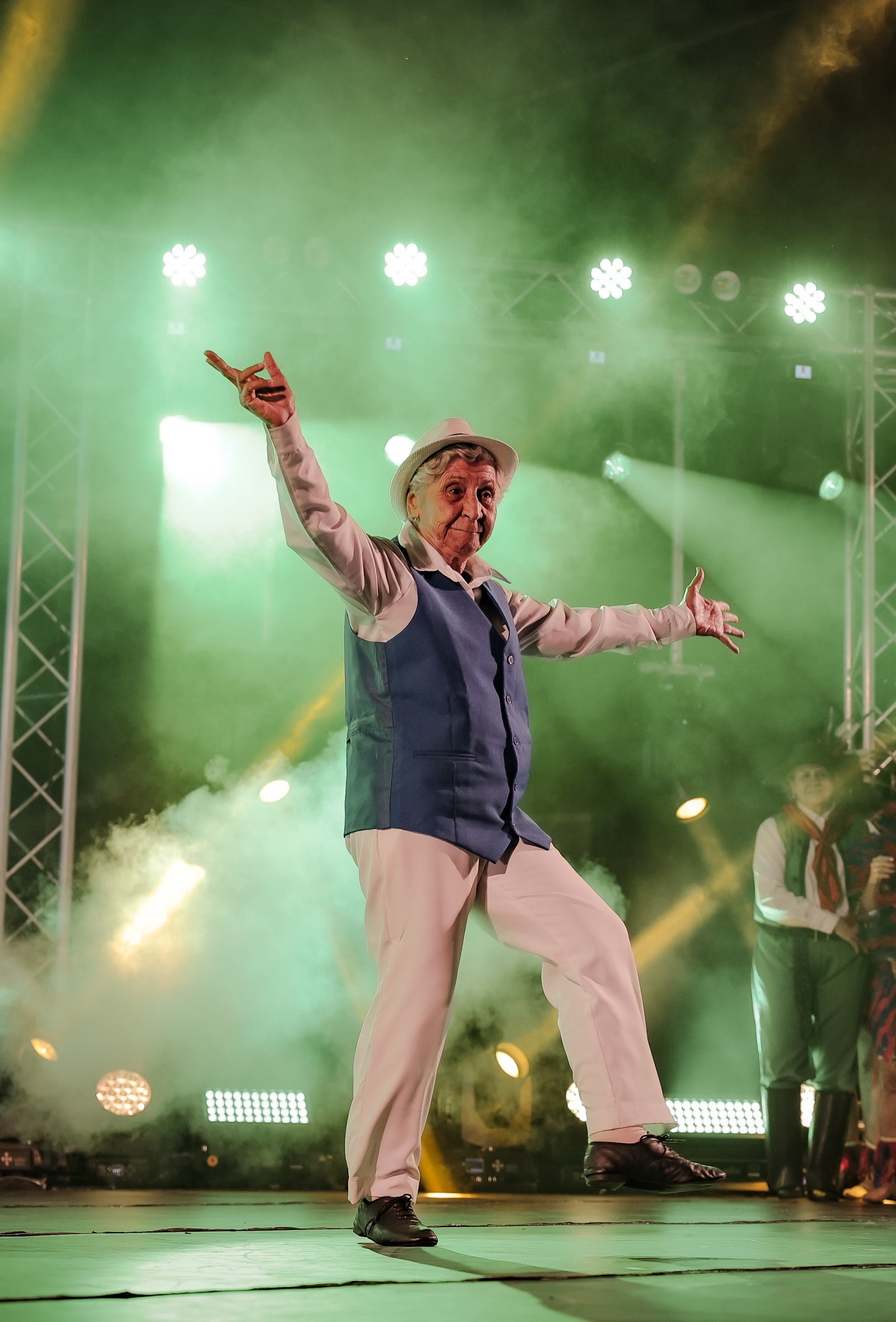 Artista da ADEIXA em apresentação